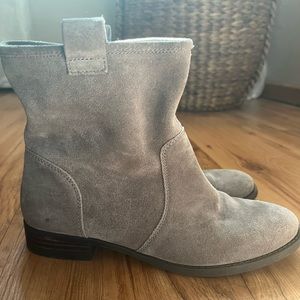 Sole Society Shoes Sole Society Natasha Womens Suede - Taupe